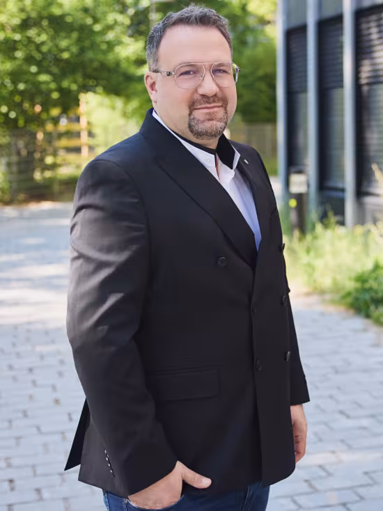  Ilias Katsaris